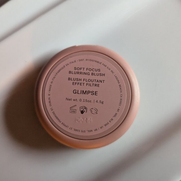 ILIA Beauty | Soft Focus Blurring Blush | Glimpse - Picture 13 of 16